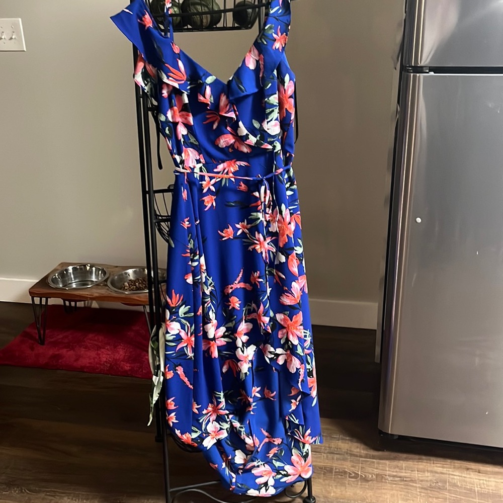 Off the shoulder dress for any occasion!  Worn once